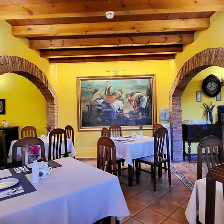 Hotel La Biesca Sebrenu