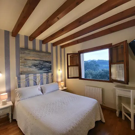 La Biesca Sebrenu Hotell 2*